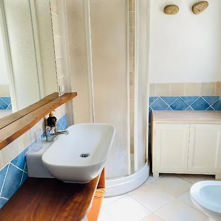 Holiday home Casa Strelitzia San Pantaleo